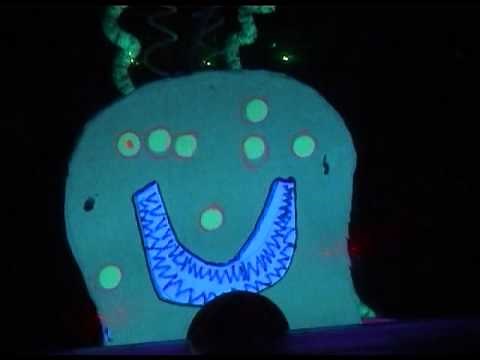 Aliens Love Underpants