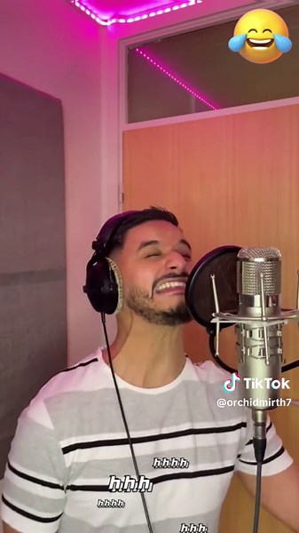 Funny Singing Video Compilation to Brighten Your Day