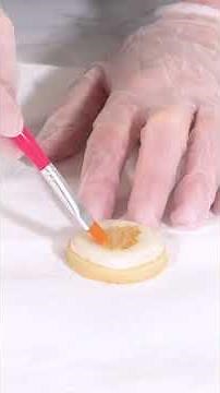 Dry Brush Technique for Luster Dust – Easy Cake Decorating Hack! #baking