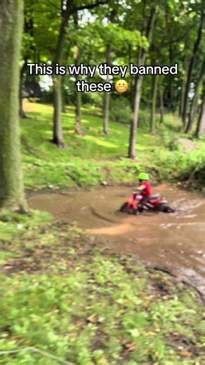 In our pre ride briefing I told him the importance of leaning into the turn 😅 #honda #atc70 #threewheeler #5yearold #mudding