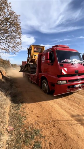 Samet Hafriyat: Expert Earthmoving and Excavation Services