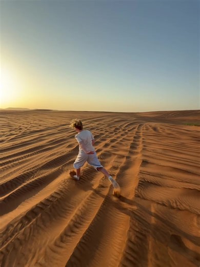 Catch My Vibe: Exploring the Desert's Beauty