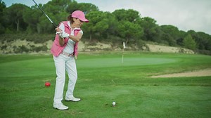 Senior female playing golf - Free Stock Video