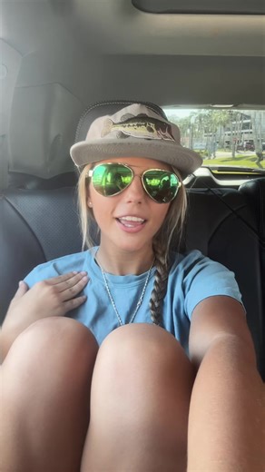 Ellievanderbaan (@ellie_vb08)’s videos with Springsteen - Eric Church