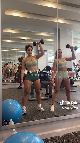 30 Min Vacation Edition HIIT Workout for a Hot Beach Body