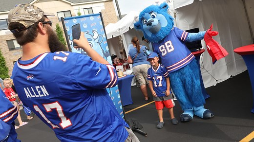 Billy Buffalo turns 25 this year: What to know about the Bills towering mascot
