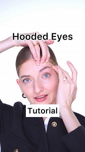 Hooded eyes tutorial If you have hooded eyes, you need to work through a system. We need to relax our forehead muscles first, lift them up, so that they are not pressing on our eyebrows. Then, we can lift our eyebrows up. Repeat each motion for 30 seconds💛 In my new Hooded Eyes Marathon, I’ve created routines that only take 10 minutes per day, where we target each area to achieve quick results! #eyebrowlift #hoodedeyes #facefitness #faceyoga #faceyoga Disclaimer: not a medical advice. For educa