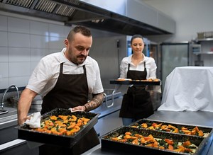 1 In 3 Restaurants Now Serves Lower Quality Ingredients Due to Inflation