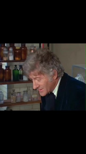 #doctorwho #drwho #classicdoctorwho #classicwho #3rddoctor #elizabethshaw #spearheadfromspace