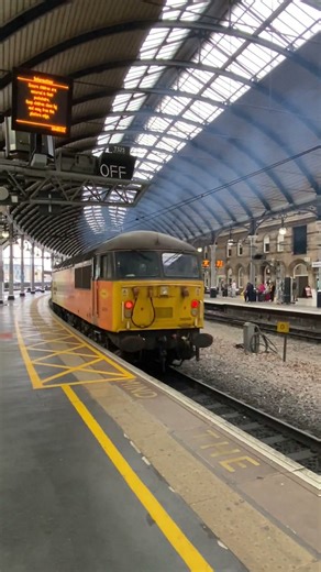 Class 56 (56049) #trains #diesellocomotive #railway #travel #class56