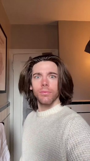 And Just like that... 👋🏻👋🏻 #reveal #haircut #transformation #transition #menshair