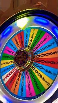 $500 Budget / Wheel of Fortune $100/Spin Push a button 5 times #hawaii 🤙🏻
