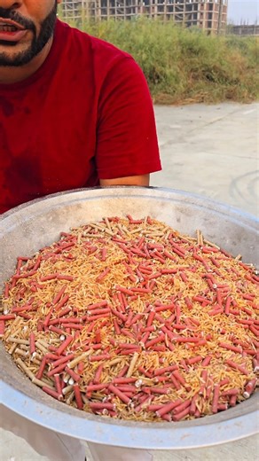 YASHASVI ROHILLA on Instagram: "10,000 Throw Pataka at once #diwali #yashkeexperiments #new #2025 #yke"