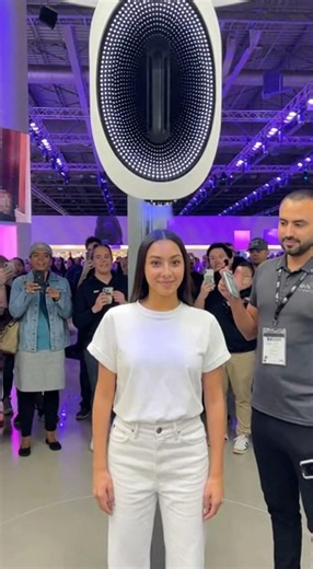 White to Green in 5 Seconds! 😱 This AI Dye Machine is Magic! 💚