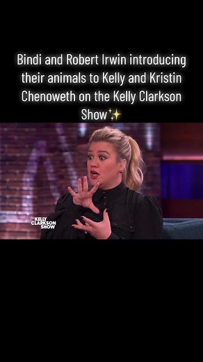 Adorable Australian Wildlife Encounters with Kelly Clarkson and Bindi Irwin