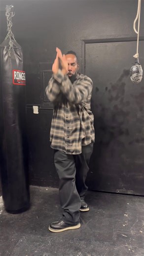 CHECK OUT THAT NEW SUGAFREE “MR P BODY” #PopLocker #SUGAFREESDANCER #mrPbody #Koolboy #sugafree #westcoast #hoodboticpuppet | Kolii Riddle