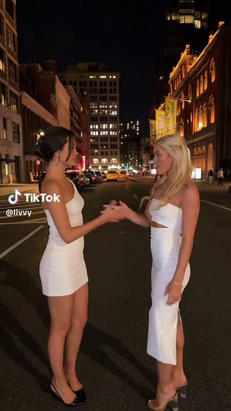 😎 @Lily Chee #foryou #nyc | Lily Chee