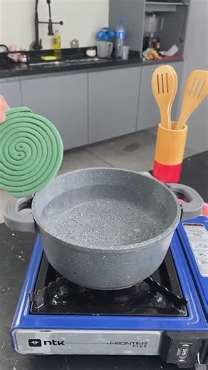 Share Usefultips | Follow @share_usefultips usefultips for more helpful tips like this one! . All you have to do is boil a spiral and your problems will be... | Instagram