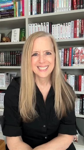 Éditions Nathan Romans on Instagram: "🚨 Karen M. McManus, reine incontestée du thriller young adult, revient nous faire frissonner ce printemps ! 😨 🔍 Deux nouveautés à paraître : un grand format chez Nathan et un poche chez Pocket Jeunesse… mon dieu, elle nous gâte ! Restez à l’affût… vous ne voudrez surtout pas manquer ça 🤫 #thriller #thrillerya #meurtres"