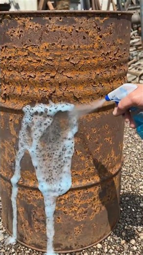 Transforming Rusty Oil Drums into Art Pieces