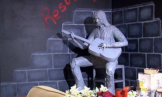 Seattle unveils 'crying' Kurt Cobain memorial statue