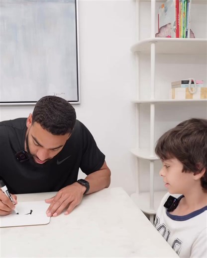 228 reactions · 27 shares | This is one of the ways I use the new Reading Skill Set from Lovevery- to review phonics rules and have access to more high-quality decodable texts! Since this was my first time playing the Ends With E game, I really wanted to make sure 1) it worked and 2) it was fun. And at the end of our session, little man was reading magic e words with ease AND asked if he could take the game home  | Toddlers CAN Read | Facebook