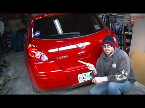 Replacement of a Nissan Versa License Plate Bulb
