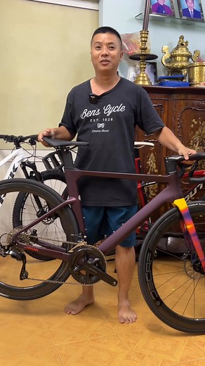 23K views · 214 reactions | Xe đạp đua lướt Java Fuoco disc 2025 giá 24 tr xx tại SG, 0938906462 (a Tường) #xedap #xedapthethao #xedapdua #xedapduongtruong #xedapdiahinh #xedapluot #xedapcu #xedapnhat #xedapnhatbai | Vũ Mạnh Tường | Facebook