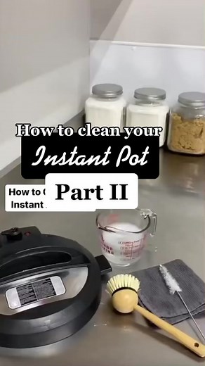 How to Clean Instant Pot Lid and Stainless Steel Inner Pot