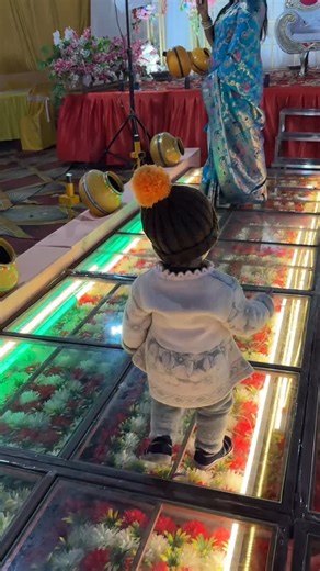 Mr.Mukherjee 7077❤️❤️ on Instagram: "Mara Dadaji ki ramp ha dhula dhulan ana sa pahala mai ramp work karungi #viral #trend #explore #trending #contentcreater"