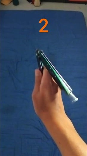 #1 EASIEST butterfly tricks. #butterflyknifetricks #butterflyknife #trending