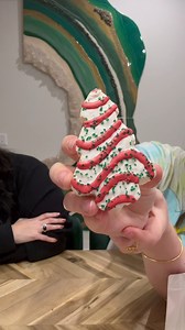 78K views · 1K reactions | ⭐️FOOD REVIEW⭐️ LITTLE DEBBIE CHRISTMAS GINGER BREAD MAN & CHRISTMAS TREE CAKES- PART 4 #foodreview #littledebbie #christmastree #christmas2024 #christmastreecakes #gingerbreadman #gingerbread #part4 | Cook It Erica | Facebook