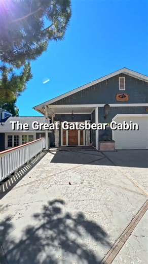 THE GREAT GATSBEAR CABIN is a stunning luxury Big Bear lakefront rental located in the prestigious Big Bear West neighborhood, just minutes from the Village and marinas! Perfect for family gatherings or group getaways, this 7-bedroom, 5.5-bath retreat comfortably sleeps up to 16 guests and offers the ultimate in high-end mountain living. With vaulted wood-beam ceilings, a gourmet chef’s kitchen, and a private cinema room, The Great Gatsbear delivers elegance and entertainment in equal measure. E