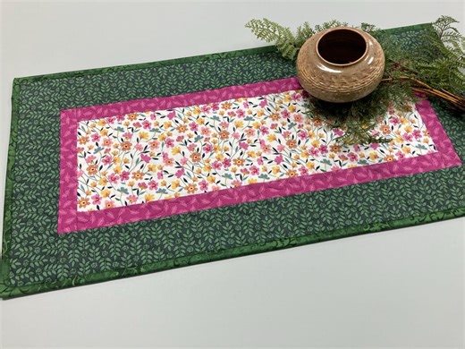 Spring Flowers Pink Green Quilted Dining or Coffee Table Runner, Reversible Short 13x28" Garden Floral Nature Pastel Summer Handmade - Etsy