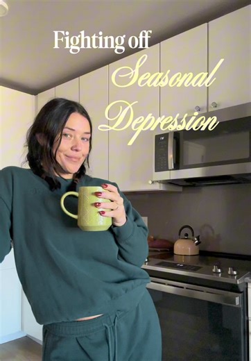 How are you reviving your routine in the New Year? …. I just dyed my hair black lol. Obviously running out of ideas, so give me your best 😏