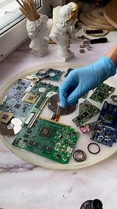 This is a large clock...🧐🧐 Credit: max.mintc (ins) #Elecrowpcb #pcbassembly #pcbdesign #electronics | Elecrow