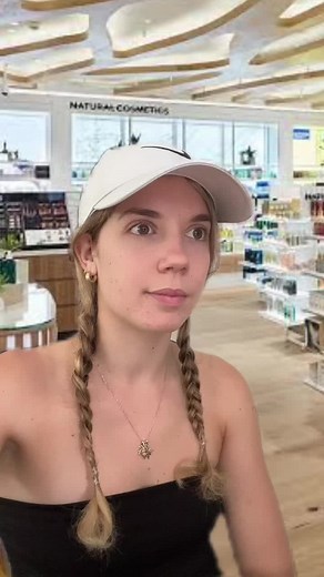 Everything needs a sticky note #cardreader #retail #relate