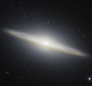 NASA's Webb Rounds Out Picture of Sombrero Galaxy’s Disk - NASA Science