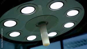 4K, Close-up, operating room lights, are intended for use only in operating room, shape round base is big, but there are small lights around the lamp, can move the large lantern as desired.