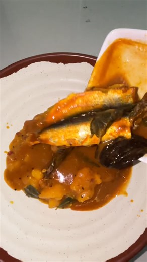 49 & Bi King Biker on Instagram: "Spicy mathi Fish curry & Indian Fufu’aha Biker’in Sunday lunch #chennaifoodie #food #foodlover #foodgasm #foodies #foods #foodie #foodtalkindia #foodofinstagram #fishcurry #fufu"