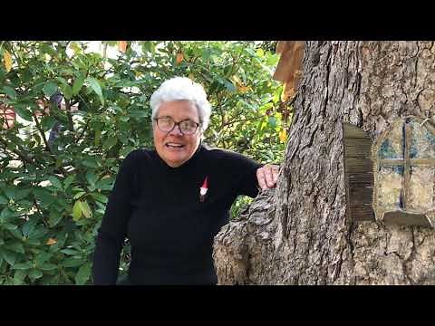 Tree Trunk Transformation: Gnome Home!