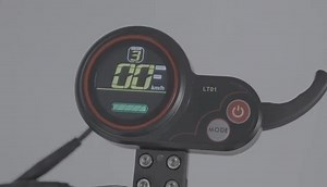 Having an E07 issue with your Kaabo Mantis 8? Do not worry, follow the steps in this video to resolve it quickly. #kaabo #kaaboo #kaabomantis #kaaboscooter #electricscooter #electricscooters #electricscooterlife | Kaabo USA