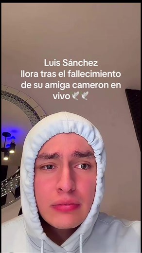 Luis Sánchez llora la pérdida de su amiga en vivo