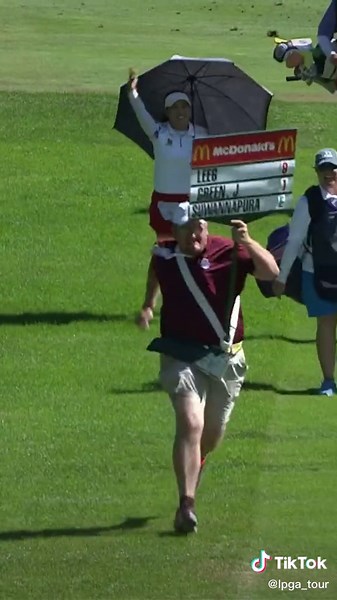Understanding the Role of a Standard Bearer in Golf