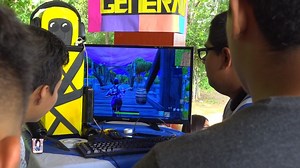 💡 El concurso Hardmodding 2019, que consiste en la propuesta de cases modificados según el ingenio y creatividad de cada equipo. 🎬 Mira todos los detalles aquí. | Universidad Gerardo Barrios (UGB)