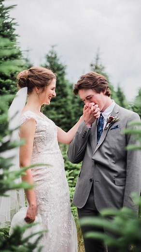 🌲 CHRISTMAS TREE WEDDING 🕊️ #barnatfraserhill Follow us on insta for more :) link in bio #mountainwedding #CODSquadUp #weddingplanningtiktok #ReasonForBooking #barnwedding #fyp #fyp #weddingplanning101 #marriedlife #2023wedding #boone #wedding2022 #HolidayOREOke