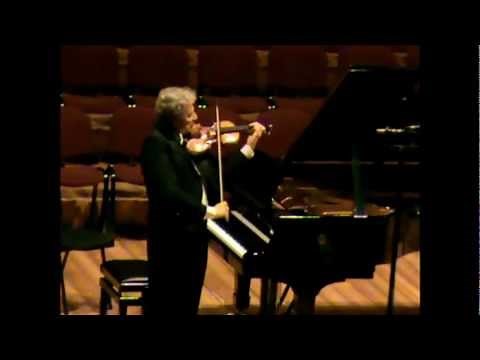 UTO UGHI "live" - J.S.BACH: CIACCONA (Partita n.2 in re minore BWV 1004)