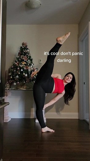 Holiday Kicks coming atcha ✌️✨️