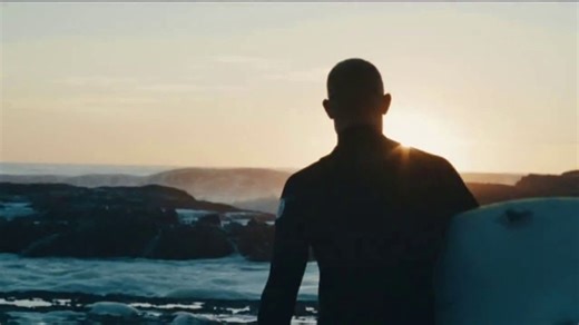 AG1 TV Spot, 'Good Morning, Moon' Feat. Sloane Stephens, Mick Fanning, Eliana Rodriguez, Cam Smith