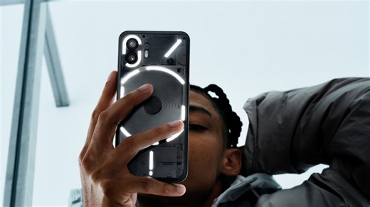 Nothing lance une sous-marque pour des produits moins chers dont une montre et des écouteurs